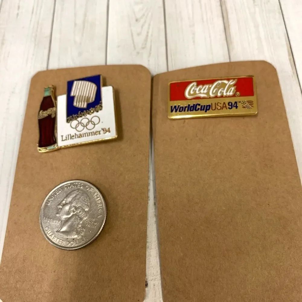 ‎Vintage 1994 Coca Cola Pins
